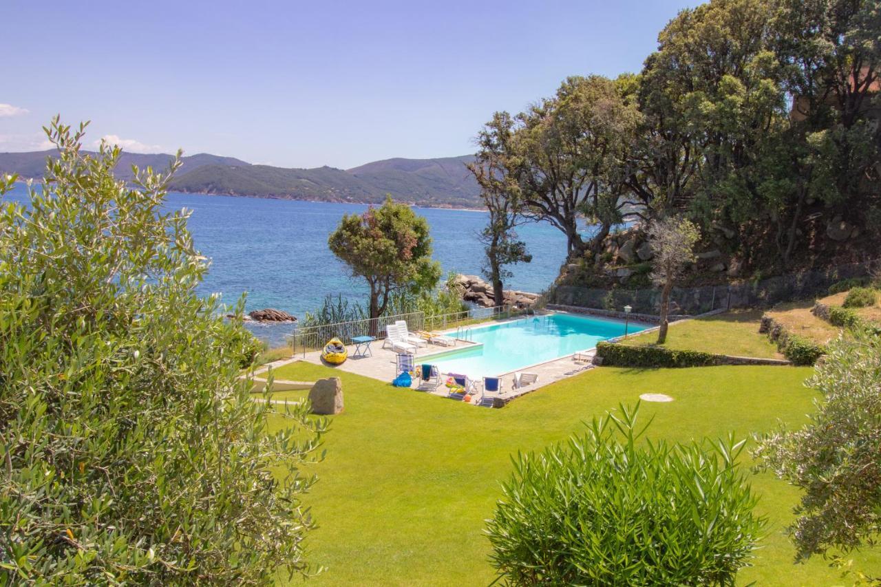 Villa Le Sprizze A Bordo Del Mare - Goelba Marciana Marina  Luaran gambar