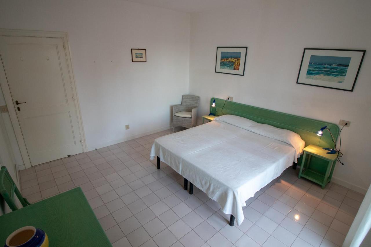 Villa Le Sprizze A Bordo Del Mare - Goelba Marciana Marina  Luaran gambar