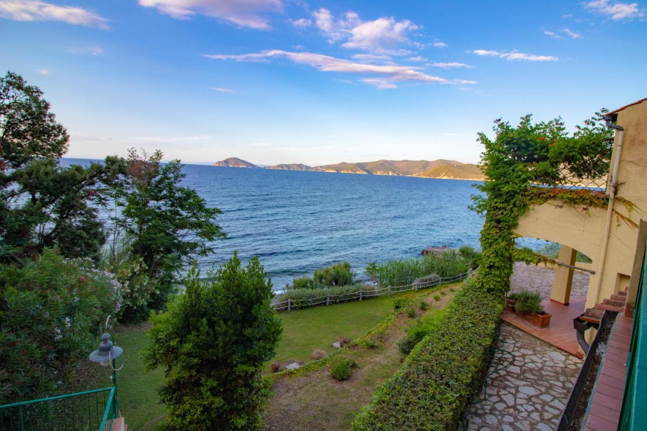 Villa Le Sprizze A Bordo Del Mare - Goelba Marciana Marina  Luaran gambar