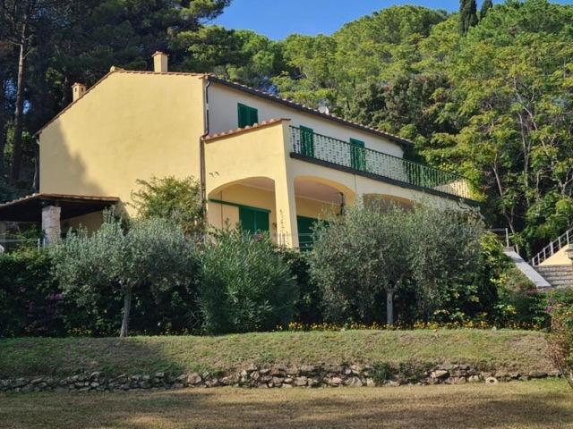 Villa Le Sprizze A Bordo Del Mare - Goelba Marciana Marina  Luaran gambar
